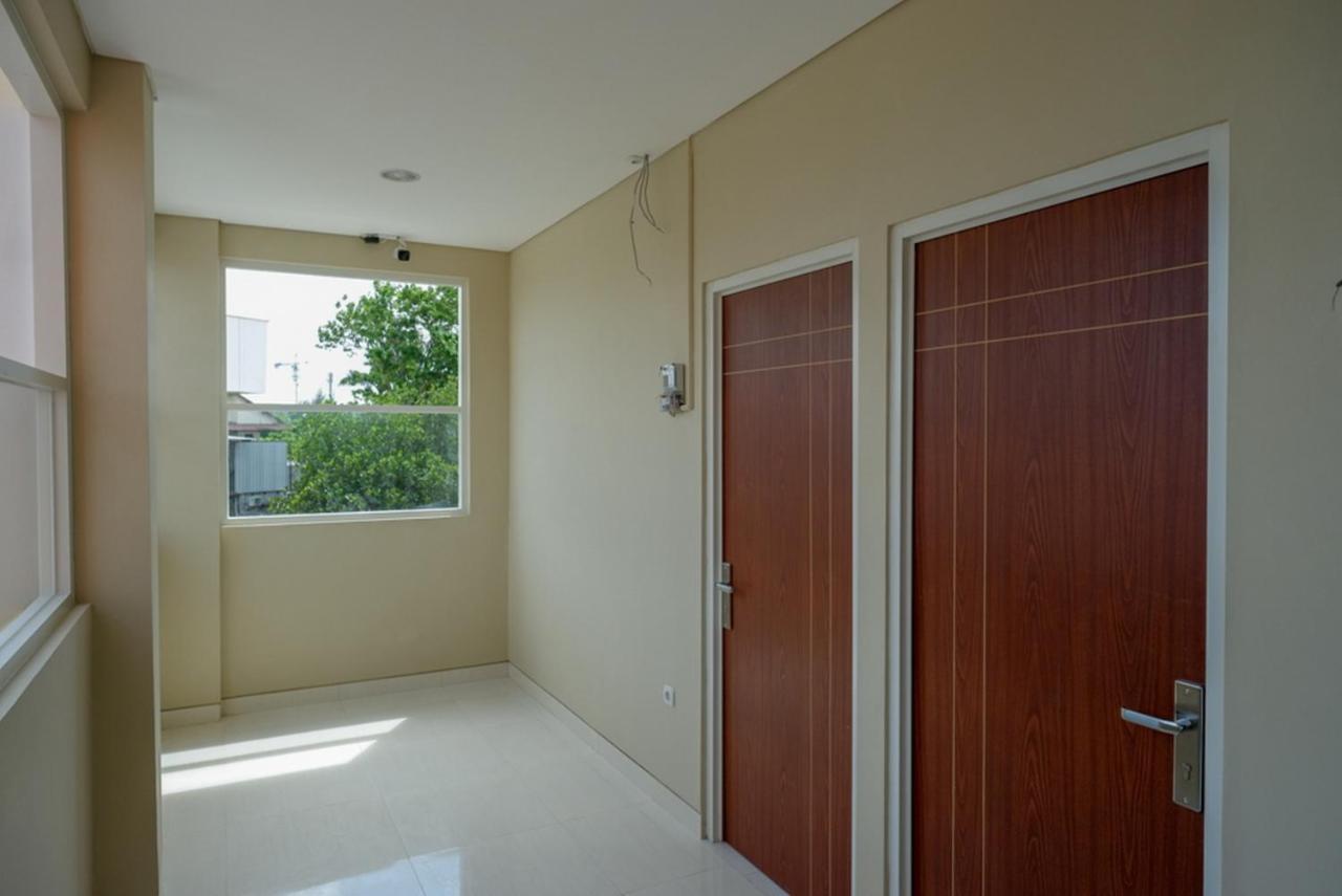 Hotel Reddoorz Syariah Near Prpp Semarang Extérieur photo